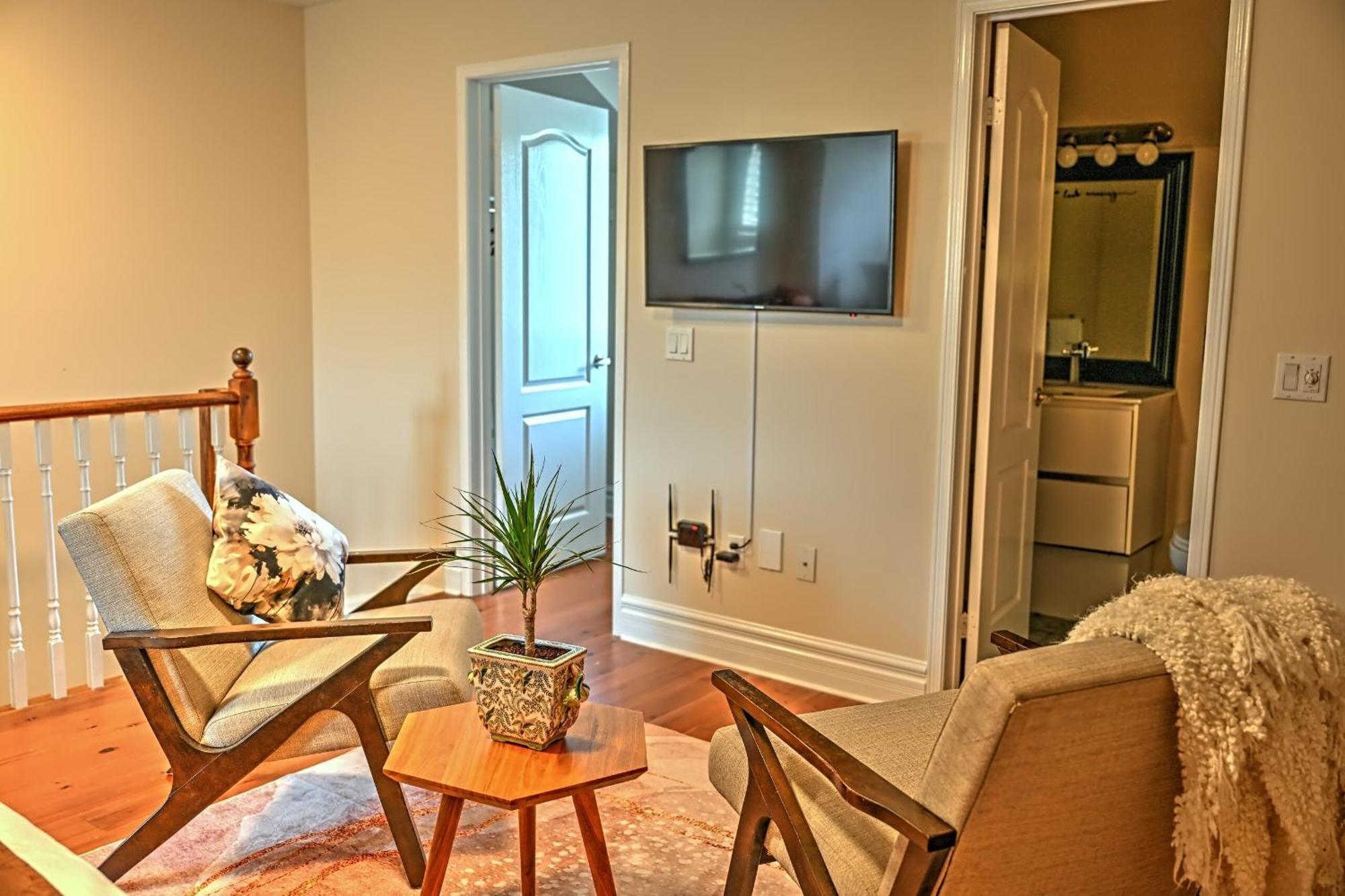 Welcome Home! Acores Bed & Breakfast Торонто Стая снимка