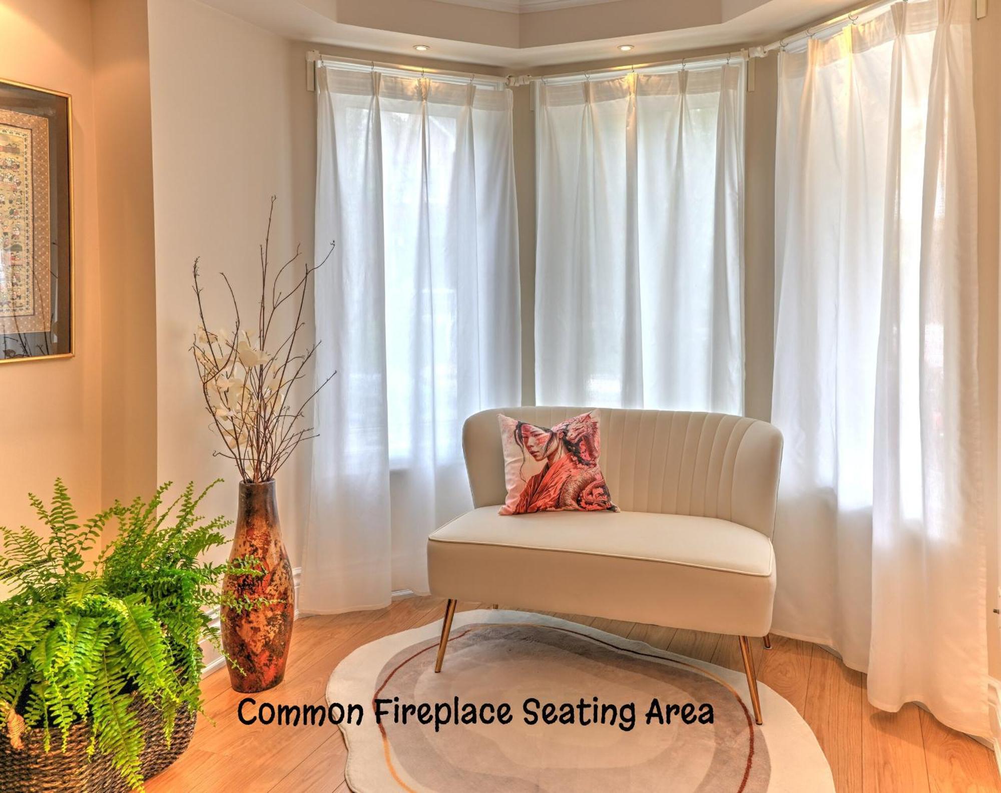 Welcome Home! Acores Bed & Breakfast Торонто Екстериор снимка